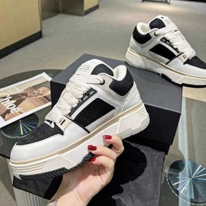 MA-1 Amirir Schuhe Schnürbrot Sneaker Schuhe High-End-Plattform Flat Schuhe für Männer und Frauen, die drinnen und draußen gehen, komfortable, einfache Atmosphäre