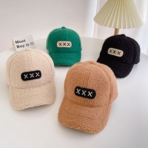 Caps Hats Ball Caps Fashionable Duck Tongue Warm Boys and Girls Baseball Hat Winter Lamb Fleece Large S Letter Autumn Children s Sunscreen 230826