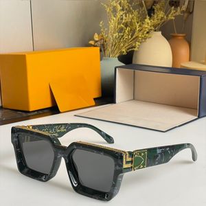Top Quality Designer Millionaire Sunclasses 96006 Mixed Color Mens Classic Fashion Square Emerald Green UV400 Travel Vacation Personalized Fashion Style