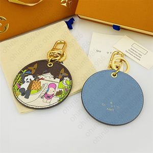 Charm Kerings Luxury Leather Letter Pendant Keychain Unisex Couple Keychain Designer Pattern Girls Bag Accessories High Quality Lanyards for Key