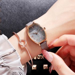 Wristwatches Flower Women Trendy Elegant Leather Strap Watch Female Fashion Casual Good Quartz Wacht Water Resistant Analog Lady Clocks