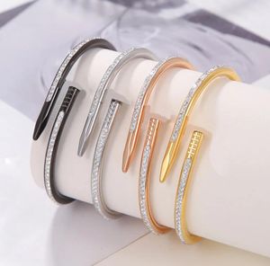 Bracciale rigido Love Screw Bracciale Bracciali firmati Gioielli di lusso Bracciale donna Accessori moda Lega di acciaio al titanio placcato oro Non sbiadisce mai Non allergico Borsa da 20 colori