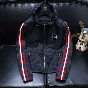 Mężczyzna kurtka Hip Hop Windbreaker Fashion Płaszcze Mężczyźni Mężczyzn Kobiet odzieży streetwearu odzieży wierzcha Hip Hop Kurtki M-5xl