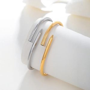 Bangle A Love Classic Screw Bracelet Designer Bracelets Jewelry Women Fashion Accessories Gold Alloy Gold-Plated Never Fade Not Allergic 20