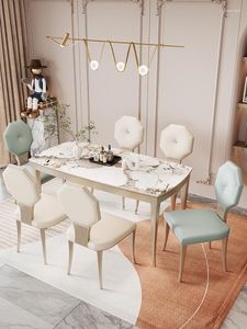 Servis uppsättningar American Solid Wood Dining Table and Chain Combination Rectangular French Domestic Rock Square