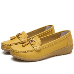 Dress Shoes Fashion Casual Shoes Women Designer Colorful Loafers Luxury Brand Female Flats Sneakers Ladies Slip-on Moccasins Zapatos Mujer 230826