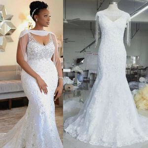 Afrikanische Meerjungfrau Brautkleider mit Achselzucken Quasten Perlen tiefem V-Ausschnitt Hochzeitskleid Plus Size Spitze Braut Vestidos de Noiva