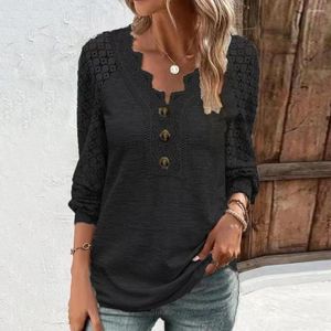 Women's Blouses Long Sleeve Women Top Chic Lace V-neck T-shirt Stylish Hollow Out Design Soft Breathable For Spring Autumn Fashion