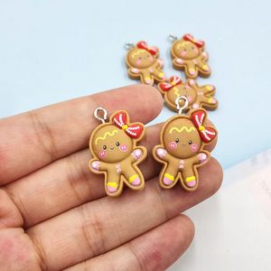 Charms 10st Kawaii Christmas Gingerbread Man Girl Earring Charms Söta nyckelringar Halsband Pendant Tillbehör DIY -smycken gör C1086 230826