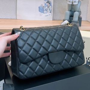 Lüks Tote Çanta Omuz Çantası Tasarımcı Çanta Debriyaj Çanta Çantaları Kadın Altın Zincir Crossbody Capty Clip Koyun Dinleri Omuz Kuzu Dinek Crossbody Cüzdan Toptan Çanta