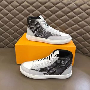 Designer Charlie Casual Shoes Trainer Sneakers Blazer Women Mens Luxury Rivoli Printing Trainers Real Leather Fashion Shoes 05