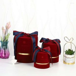 Gift Wrap Flanell Wedding Candy Box With Hand Banket Back Big Red Festive Hug Bucket