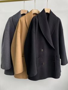 Toteme yaka yünlü ceket kadınların gevşek çift göğüslü yün kısa ceket