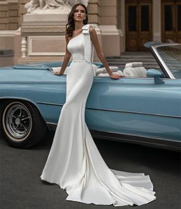 Elegant Long Ivory Crepe Wedding Dresses With Beaded Sash Mermaid One Shoulder Sweep Train Vestidos de Novia Abendkleider Bridal Gowns for Women