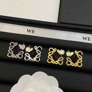 Tasarımcı Cazibesi Küpeler Kadın Mektup Saplama Küpe Moda Geometrik Altın Takı Lüks Sallantı Kulüp Kadın Gümüş Jewlery Küpe 238252c