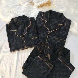 Kobiety twórczość sutą Zestawy piżamy wysokiej jakości Lekkie luksusowy jedwabny piżama wiosna lato długoterminowy Zestaw Cardigan Fashion Ice Home Clothing 230828