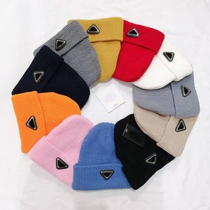 Designer Letter Beanie Fashion Party Warm Inverted Triangle Knit Hat Indoor Outdoor Warm Wear Trendy Fashion 10 Colors Available