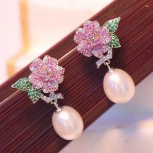 Saplama küpeleri doğal tatlı su gözyaşı damla şekli inci kadınlar için çiçek stili ile incelikli mücevher 925