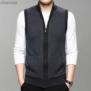 Autumn and Winter Stand-up Collar Thick Sweater Vest Men's Pure Wool Sweater Casual Cardigan Vest Korean Style Sweater Vest HKD230828