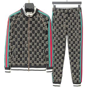 Nuovo marchio di abbigliamento sportivo da uomo del designer set di moda maschile autunno e inverno set di abbigliamento sportivo da uomo stile casual taglia asiatica M-XXXL