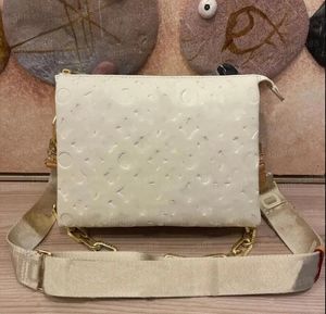 10A本物のレザーデザイナーバッグ女性Coussin PMバッグバゲットショルダーバッグクロスボディバッグチェーントートバッグメッセンジャーハンドバッグ3内のコンパートメント26cmトップ