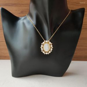Pendant Necklaces (10pcs/lot) 2023 Sale 24.5 27mm Natural Vrigin Of Guadalupe Mother Pearl Shell With Gold Color Chain Necklace For Gift
