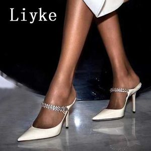 Kobiety Rhinestone Liyke Pumps sukienka moda biała marka skórzana cienkie obcasy muły sandały seksowne spiczaste palce buty kapcie T230828 79