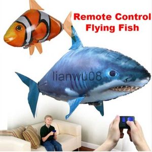 Elétrico / RC Animais Controle Remoto Tubarão Brinquedo Ar Natação Peixe RC Animal Brinquedo Infravermelho RC Voando Brinquedos Balões de Ar Palhaço Peixe Presentes Decoração de Festa X0828