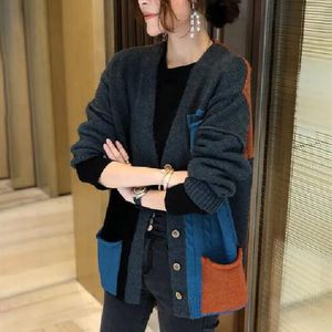 2023 Kobiety Sweters Designer Klasyczny luźne kobiety moda prosta swobodne kardigany wełniany zestaw wysoko Stree Pockets Drukuj leniwa kurtka odzieżowa gu