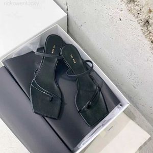 Radskor designer rai läder sandaler sandal lyxskor hög klack eleganta remmar kattunge klackar tofflor glider fyrkantiga tå modeparti bröllop 9haq