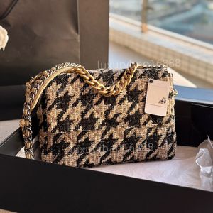 Роскошная классическая сумка Chian Beald Sag Designer Cheape Luxury Bag Tweed Bag Подличная кожа 20 см 30 см подушка белая светская классическая лопатка Sling Sling Cannel 19be C C C