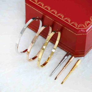 4mm Thin Designer Bracelet Steel Bracelet Luxury Men's and Women's 18k Rose Gold Fashion Popular Do Not Fade Color Trend Accessories