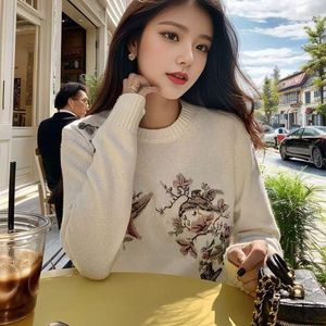 Women's Sweaters 2023 Early Autumn Wear Chinese Style Flower Magpie Embroidery Round Neck Pullover Sweater Knit L8119