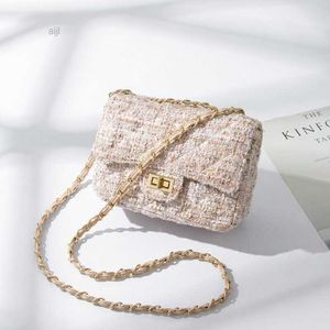 Autumn and Winter Small Fragrant Wind Woolen Bag for Women's 2023 New Trendy Advanced Sense Crowd Design Ins Cross Body Chain