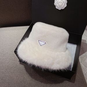 Tasarımcı P Kış Peluş Şapka Kadınların Erkekler Pamuk Unisex Geometrik Ek Mektubu Lüks Açık Hava Beanie