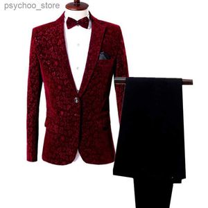 Mode Men Gold Velvet Suit 2 Piece Classic Red Men's Business Social Wedding Party Groom's Printed Dress Blazer och Pant Q230828