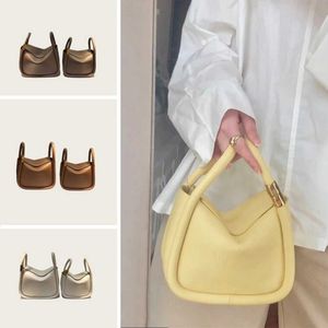 2023 New Thai Niche First Layer Cowwhide Leather Portable One Crots Cross Body Wonton Wonton Chaos Women’s Bag 230828