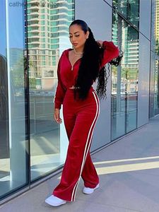 Women's Two Piece Pants Fashion Two Piece Set for Women Velvet Tracksuit Fall Clothes Side Striped Hoodies Crop Top + Pants Suit Velour 2 Pieces Outfits T230828