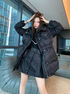 Женская куртка дизайнер осень и зима Новая регенерированная нейлоновая треугольная сумка средняя длина хлопковое пальто повседневная мода