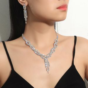 New Necklace Earring Set Woven Rhinestone Collar Necklace Bridal Ornament Chain with Diamond Banquet Set Chain