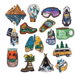 Notions Iron on Patches 15 Pcs Wilderness Trekking Patch bordado Paisagem ao ar livre Applique DIY Craft Badge para jaqueta Roupas Chapéu Calças