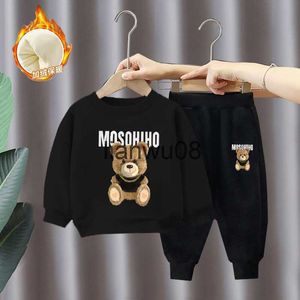 Set di abbigliamento SOMENIE Abiti autunno-inverno per ragazzi e ragazze Nuovi maglione addensato in peluche per bambini Pantaloni caldi a maniche lunghe in due pezzi per bambini x0828