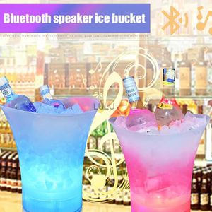 5L plastisskopa vattentät med LED -lampor Färgglada ljus KTV Nightclub Party Ice Bucket Barware för festsamling HKD230828