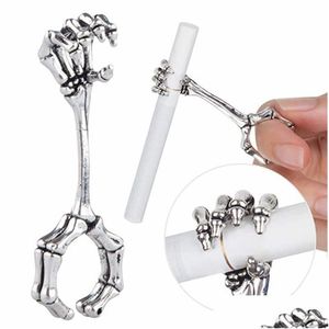 Smoking Pipes Hand Bone Cigarette Smoke Shop Holder Rings Thick Clip Skeleton Pattern Joint Ring Finger Accessories Metal Pipe Bong Dr Dhr2P