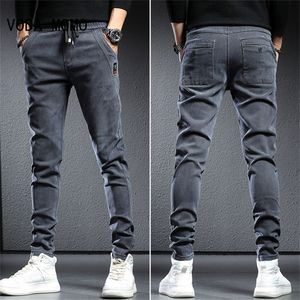 Herrbyxor vår sommar svart grå last jeans män streetwear denim jogger byxor män baggy harem jean byxor last byxor män jeans 230828