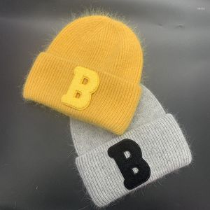 Berets Real Fur Mulheres Malha Chapéu Na Moda Letra B Chapéus de Inverno Quente Beanie Bonnet Ao Ar Livre Senhora Lã Skullies Beanies Caps