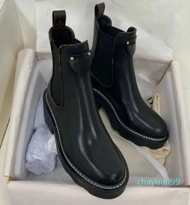 Stivaletti invernali eleganti Beaubourg Stivaletti da donna in pelle di vitello nera Lady Martin Stivaletti da matrimonio Lady Comfort Knight Boot EU35-42 Scatola originale