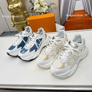 Designerskor Run 55 Sneaker Run Shoes Real Leather Sports Sneakers Men Flats Casual Speed ​​Rubber Trainers 35-44