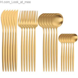 Spklifey Gold Cutery 24 PCS Golden Cutery Set rostfritt stål Middagsuppsättning Spoon Set Table Forks Forks Knives Spoons New Q230829