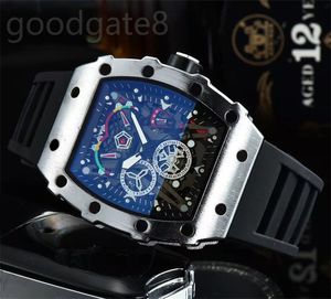 여성 시계 쿼츠 남성 시계 AAA 품질의 골격 멀티 다이얼 작업 레이디 Montre de Luxe Plastics 스트랩 방수 패션 디자이너 시계 캐주얼 스포츠 XB011 C23